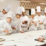 Online Culinary School vs Traditional Culinary School: Which Offers Better Career Opportunities?